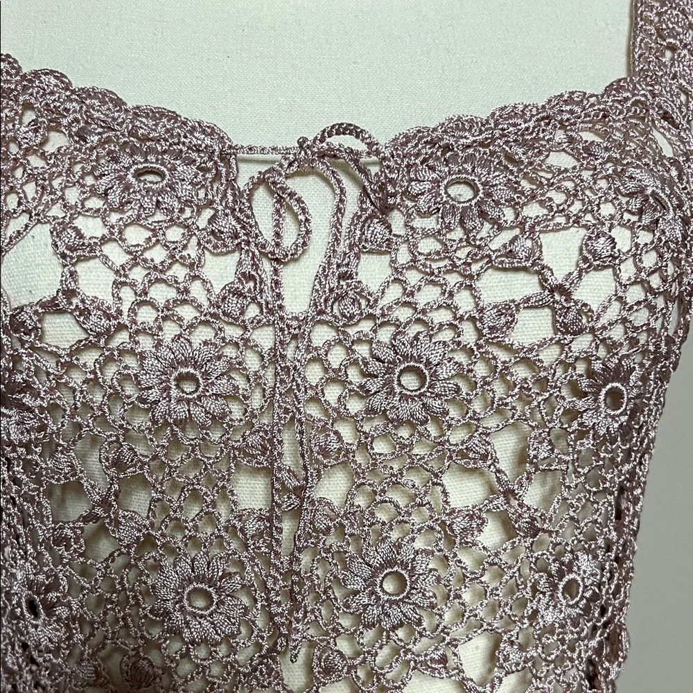 🌸🩷The Limited Crochet Lace Blouse in Light Purple - Picture 10 of 15